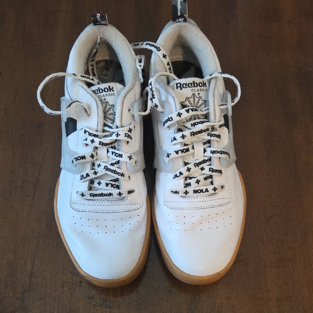 Reebok White Sneakers with Brown Sole